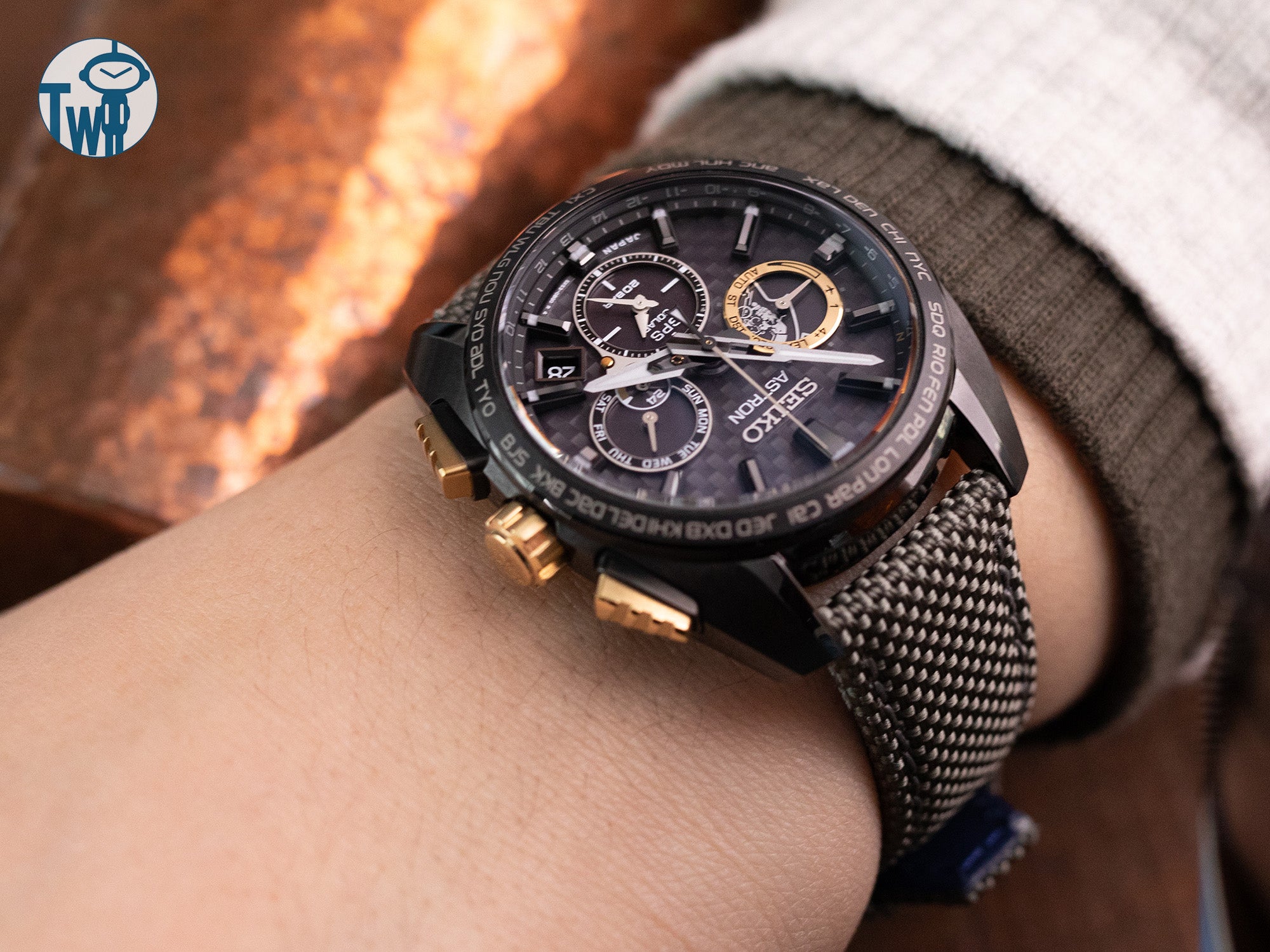 太空人腕時計TW推出的 21mm 強烈質感編織尼龍軍灰色錶帶，適用於 Seiko精工 Astron SBXC097