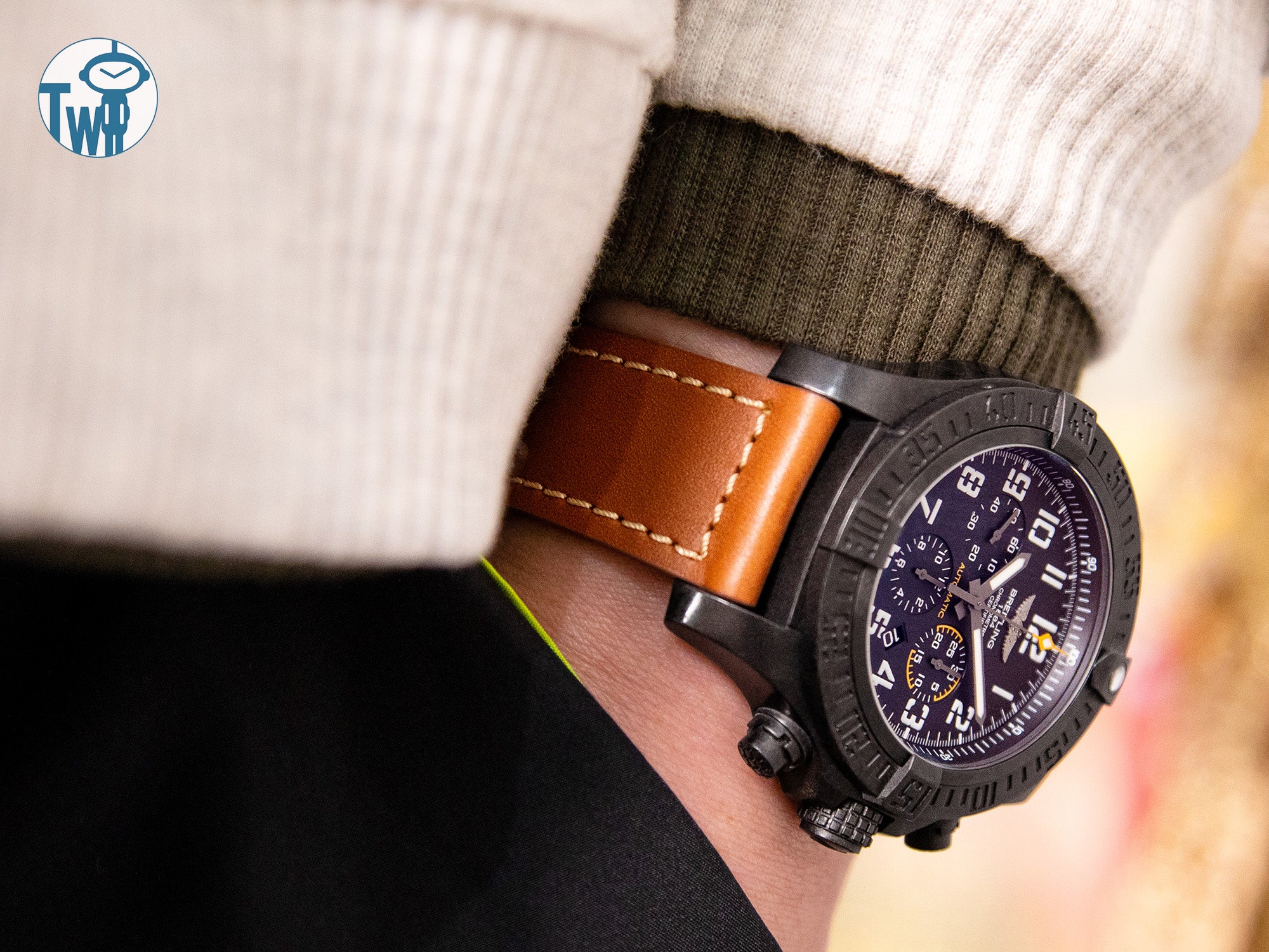 Breitling百年靈 復仇者颶風12小時制腕錶 搭配 PAM 皮革錶帶系列｜太空人腕時計TW