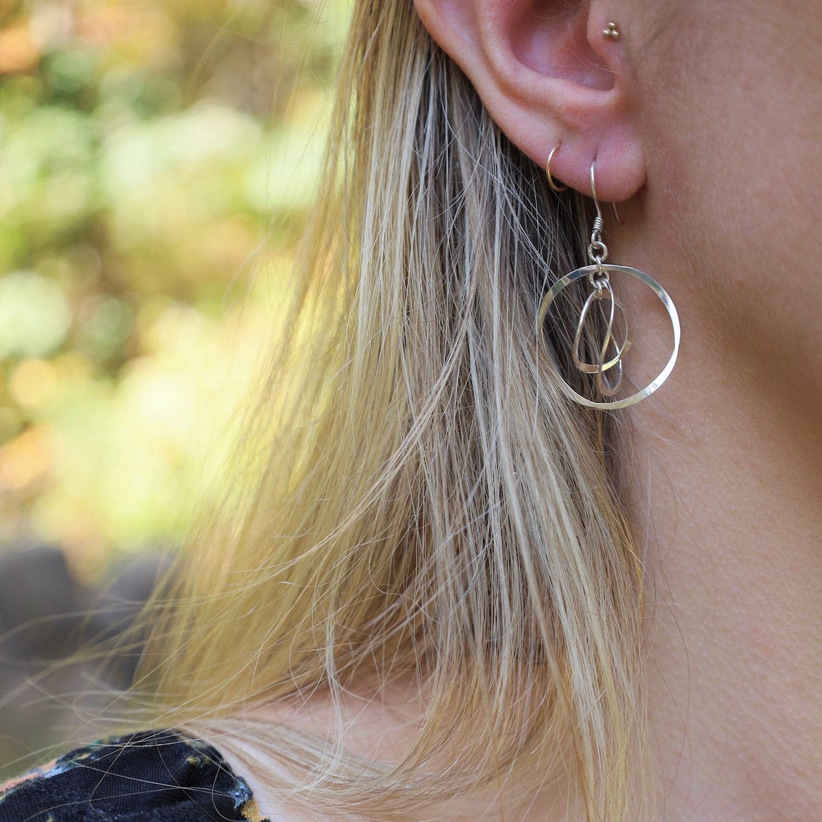 Sterling Interlocking Circles Earrings – Dandelion Jewelry