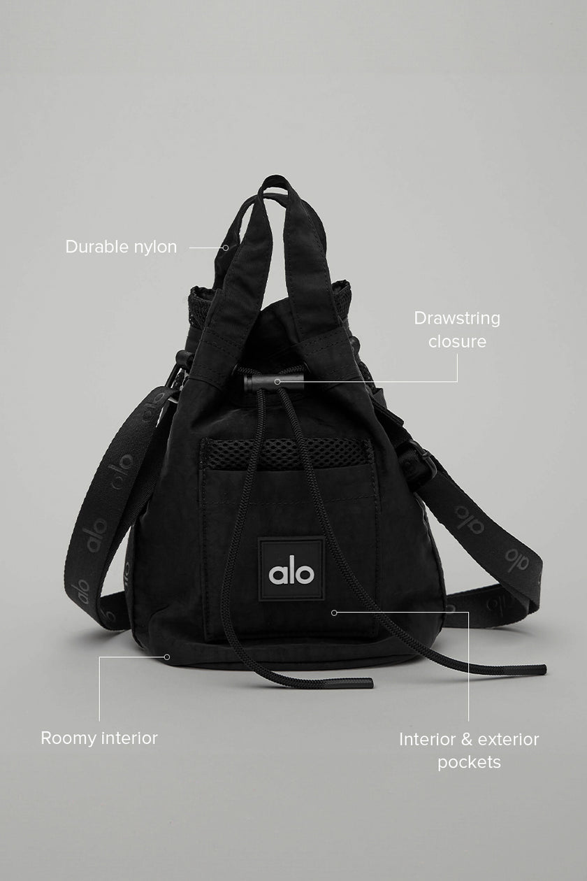 Alo Yoga - BYOZ: Bring your own zen 🌊 The City Zen Duffle Bag