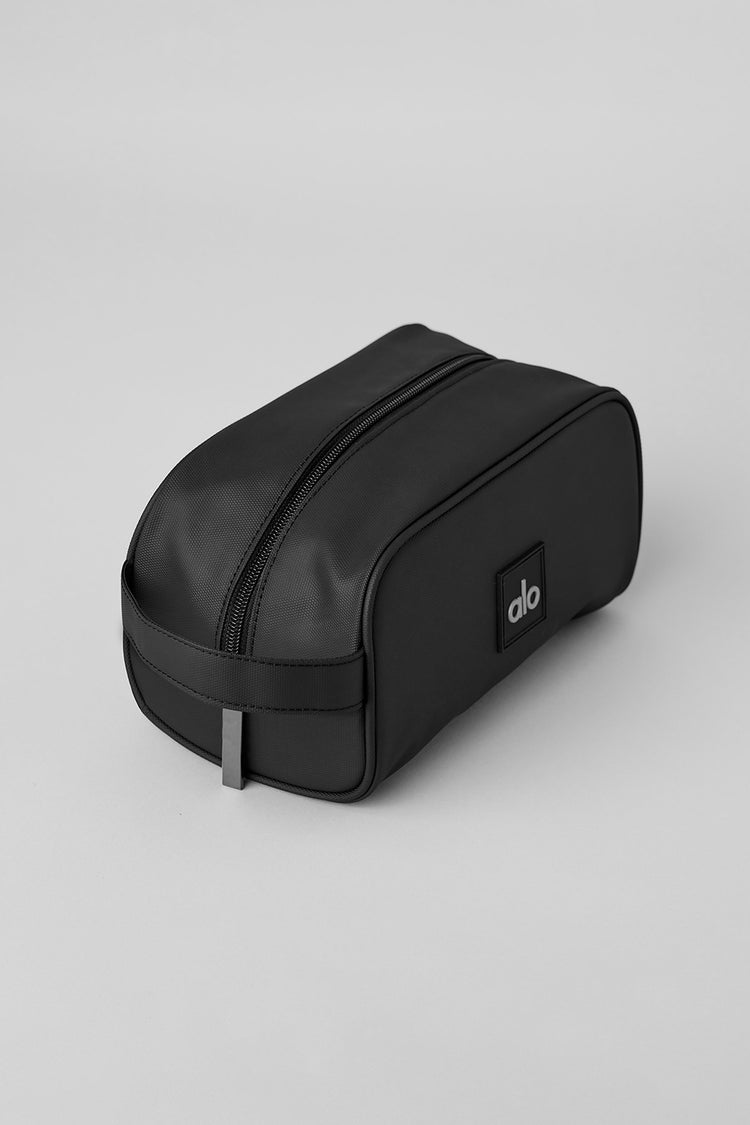 Buy Wildcraft Unisex Orange Travel Kit Bag - Travel Accessory for Unisex  2375850 | Myntra