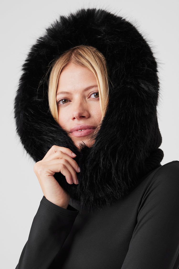 Alo Yoga | Opulent Faux Fur Wintersun Balaclava in Black