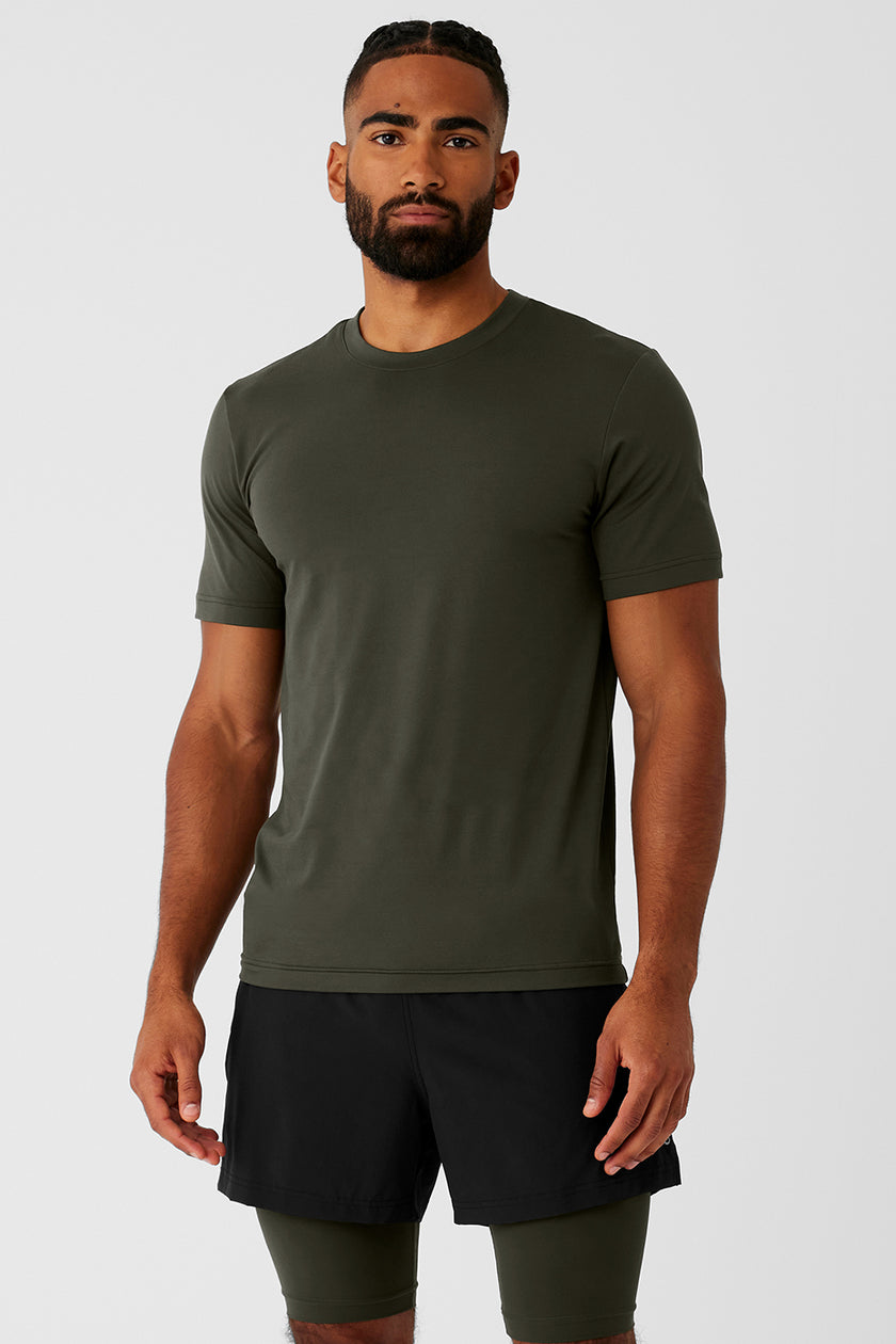 MEN'S WORKOUT & GYM CLOTHING