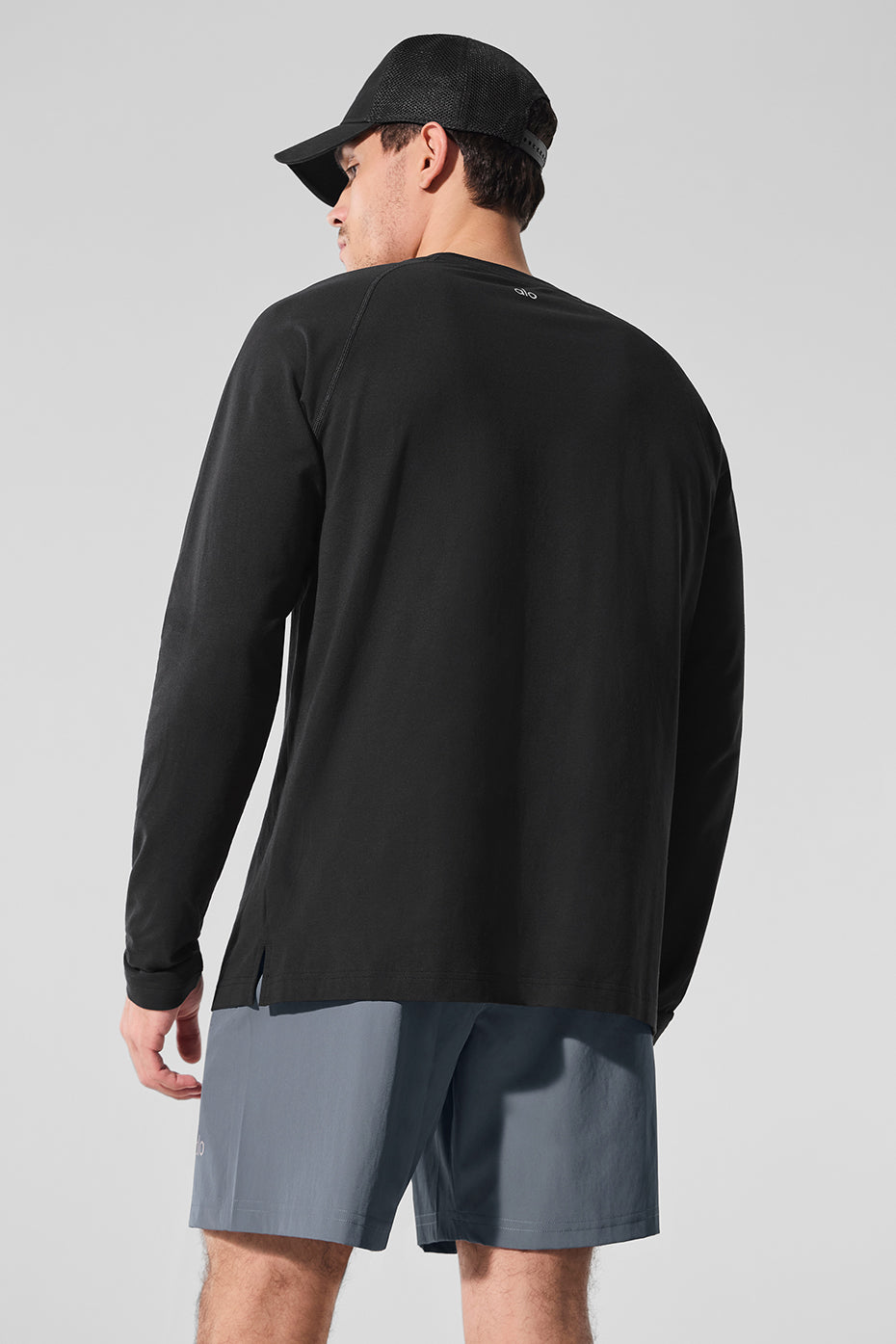 Alo Vapor Crewneck Long Sleeve - Black