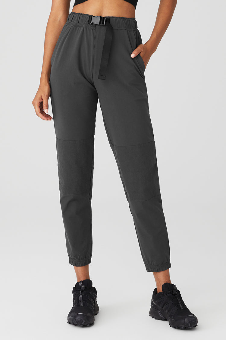 Soho Sweatpant - Anthracite  Pants for women, Sweatpants, Alo yoga