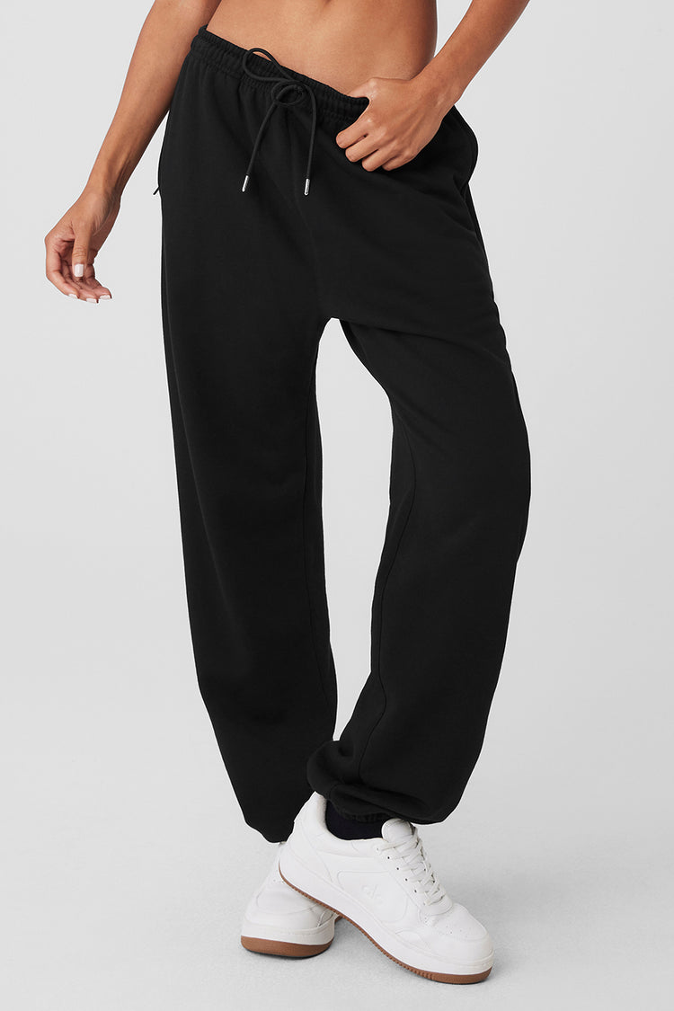 Alo Yoga  The Triumph Sweatpant in Black, Size: Small - ShopStyle