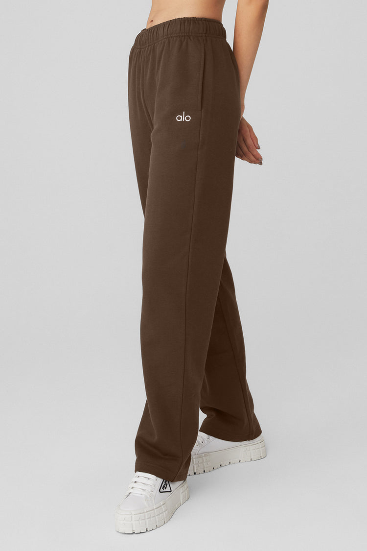 Accolade Sweatpant - Gravel  Bold jackets, Sweatpants, Alo yoga