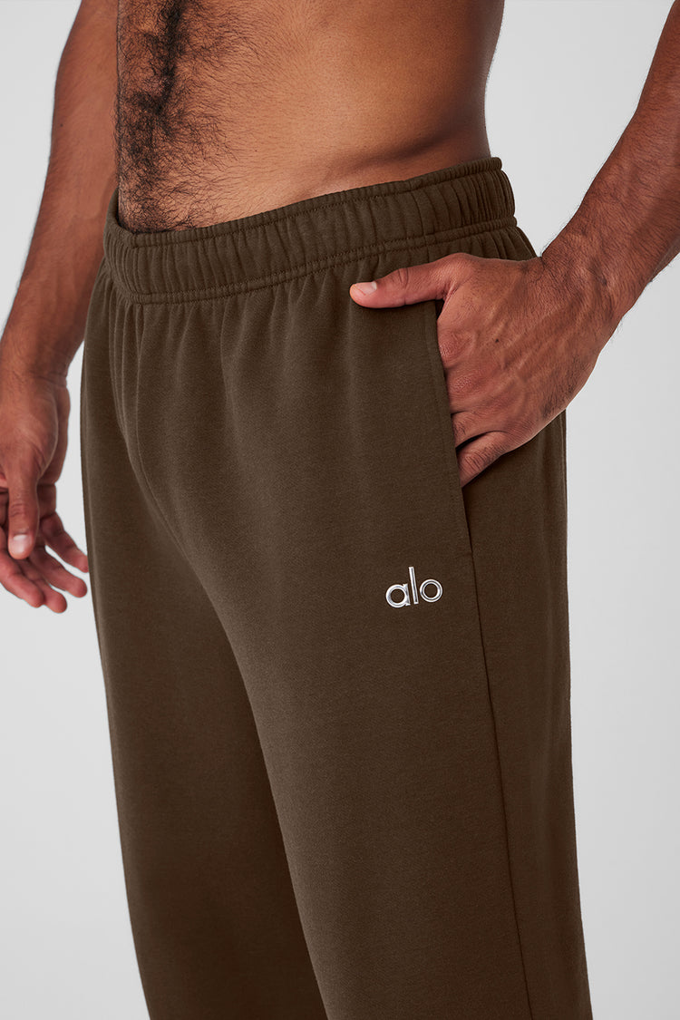 Alo Yoga Accolade Straight-leg Sweatpants In Gravel