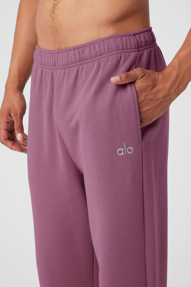 Alo Yoga Accolade Straight-leg Sweatpants In Gravel