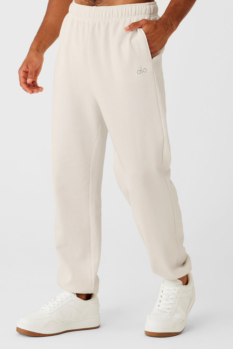 Alo Yoga Accolade Fleece Sweatpants