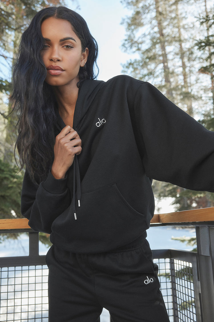 Track Alo Accolade Hoodie - Toffee - S at Alo Yoga