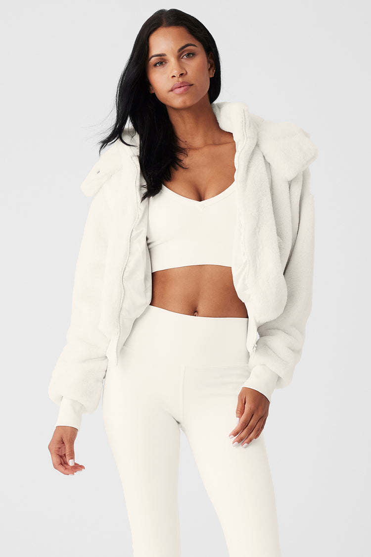Alo Yoga | Faux Fur Foxy Jacket in Ivory White, Size: Medium