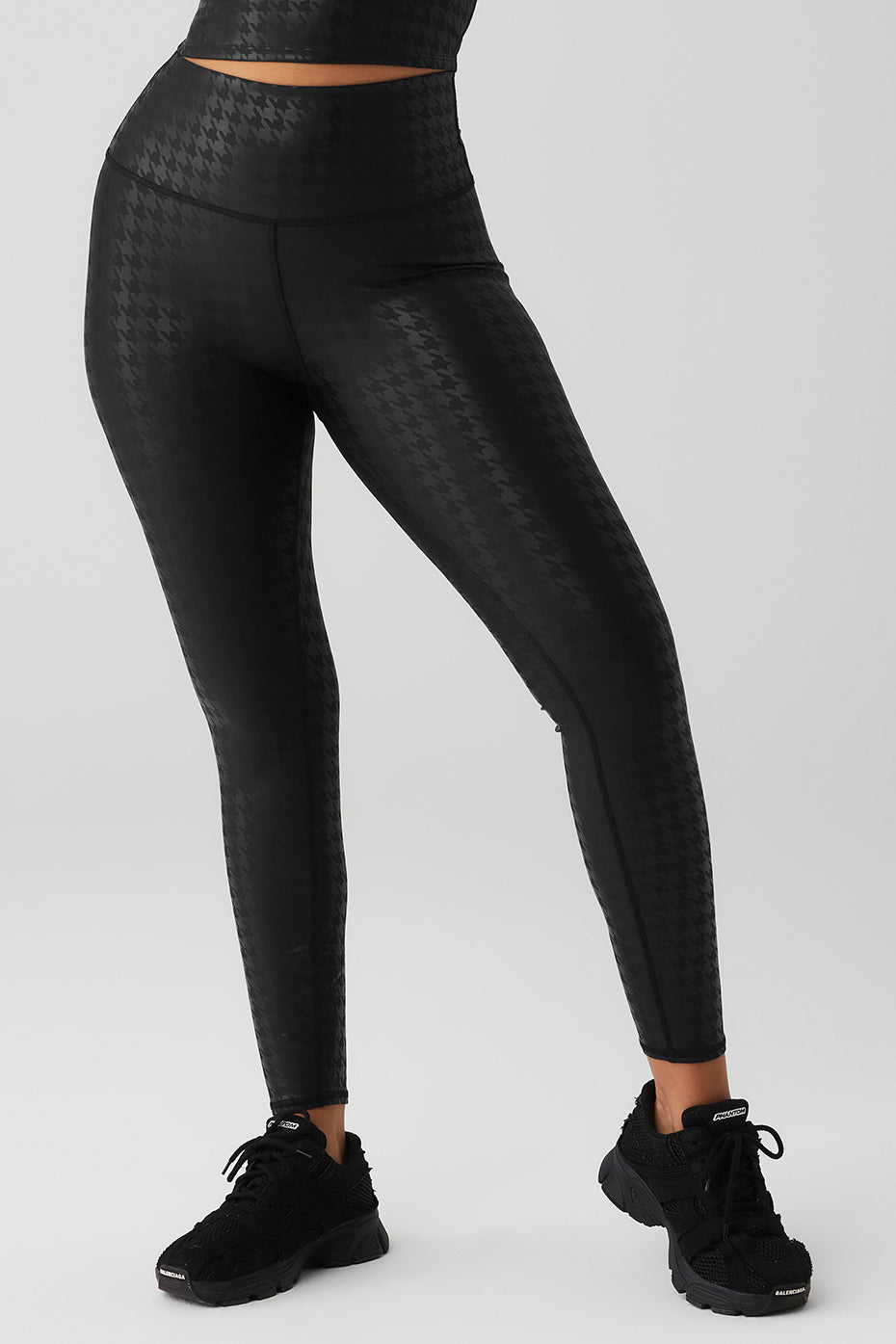 Alo Yoga Off the Grid Capri XS Black Womens Crop Mesh Leggings High Rise -  $34 - From Lalita