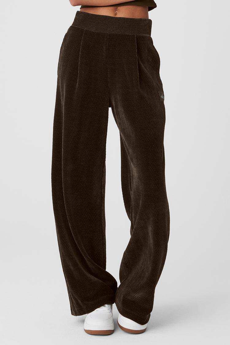 Alo Yoga®  Blaze Trouser Pants in Espresso Brown, Size: Large