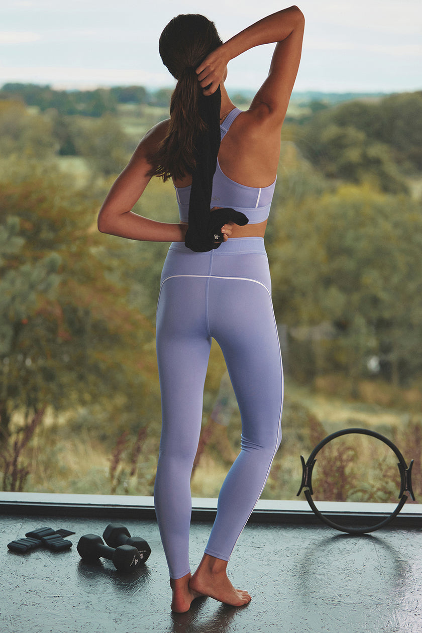 Alo Yoga Leggings: The Complete Guide and Review | The Sports Edit