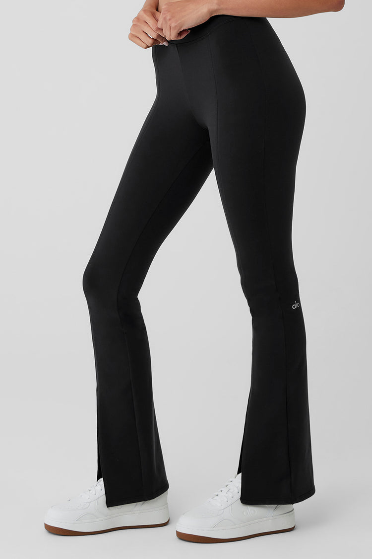 Venturing out from LLL and purchased my first alo pants. Airbrush High-Waist  Flutter Legging in an XS. Got them hemmed only an inch in case I want to  wear heels. I'm obsessed