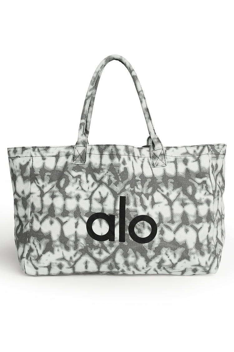 Shopper Tote  Shopper tote, Yoga tote bag, Alo yoga