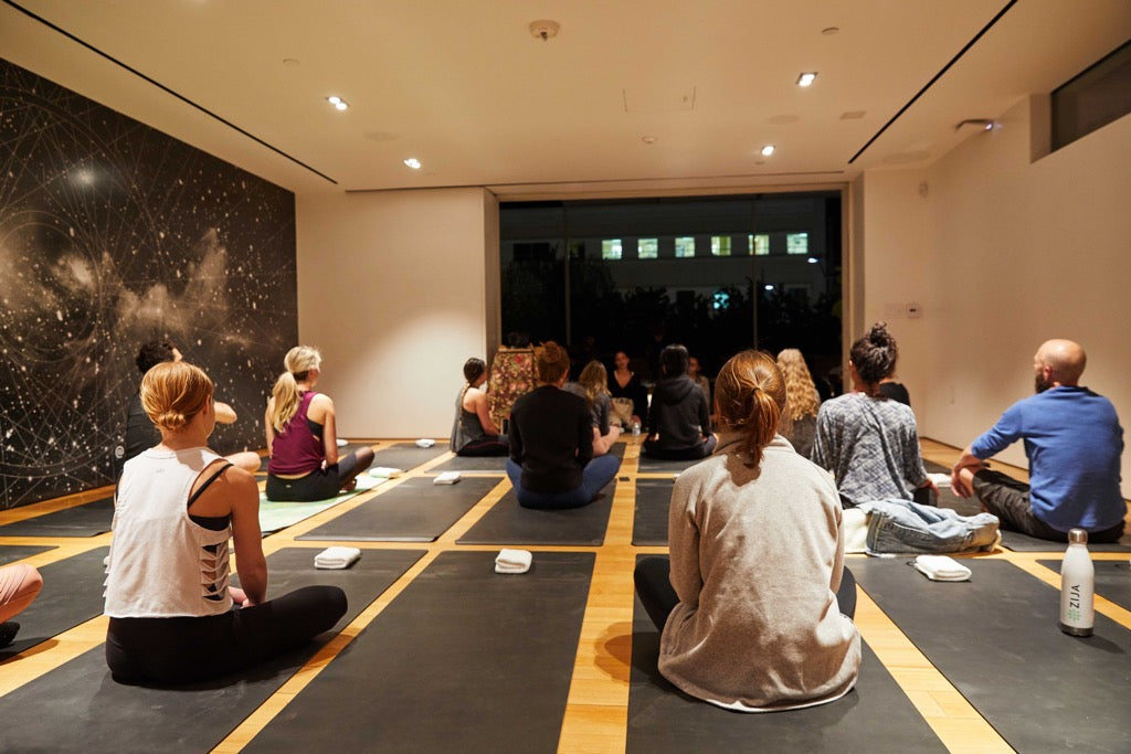 Alo Yoga studio in Beverly Hills  Yoga studio, Alo yoga, Fitness design gym