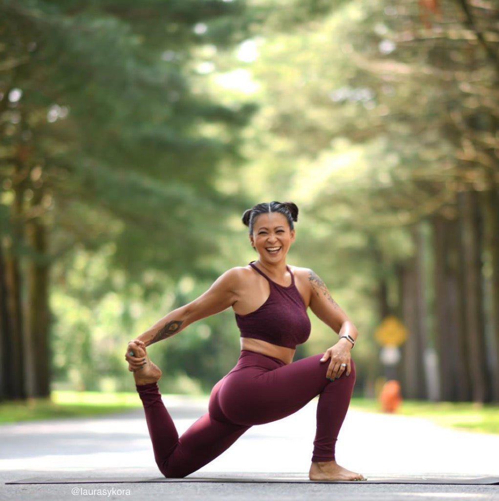 Day 20 - Gentle Yoga | Detox Fusion | Vinyasa, Kundalini, Yin (35-Min) –  EverydayYoga.com
