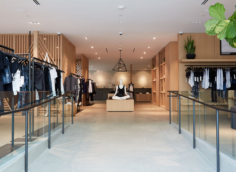 alo yoga flagship store