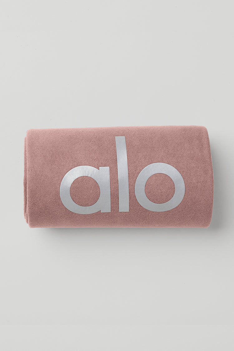  Alo Yoga Grounded No-Slip Towel, Bright Aqua Tie Dye