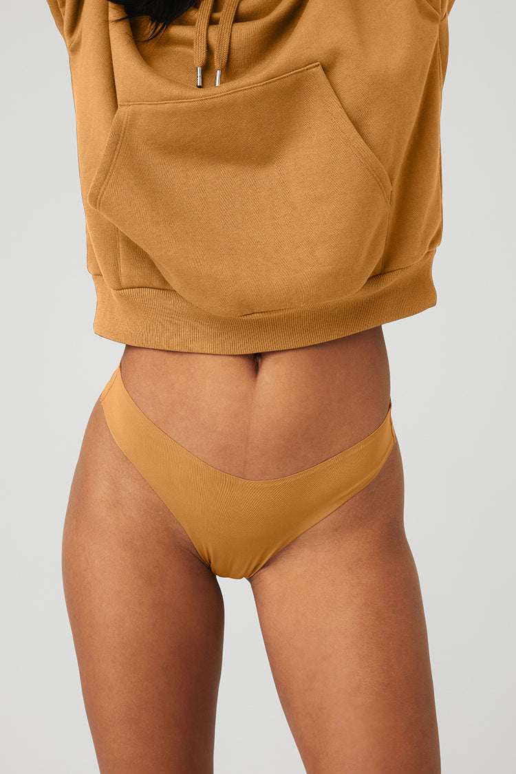 Alo Yoga | Airbrush Invisible Thong Underwear in Toffee Brown, Size: XL