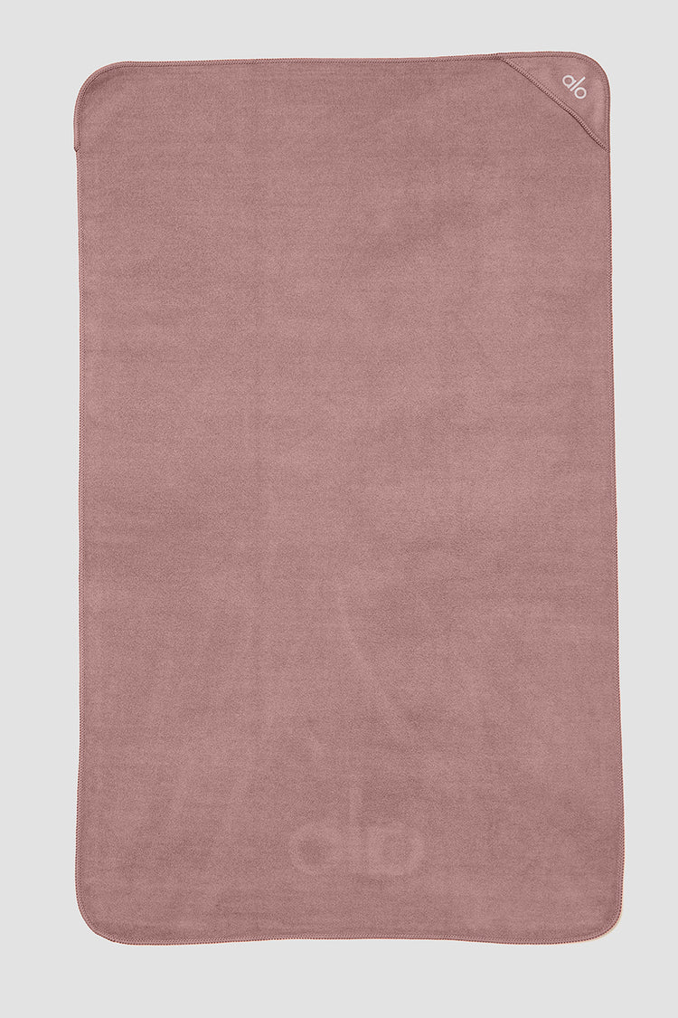 MISSION VaporActive Yoga Mat Towel - Strawberry Cream - New P-002