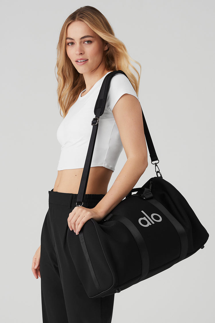 Mini Duffle Bag Tutorial - Megan Makes