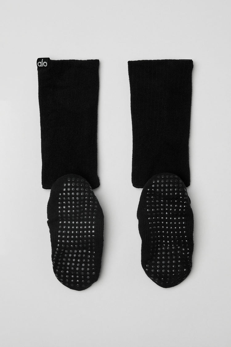 Alo Yoga Accessories | Nwt Alo Women’s Strappy Siren Grip Sock - Small - Black | Color: Black | Size: Os | Stacihashi's Closet