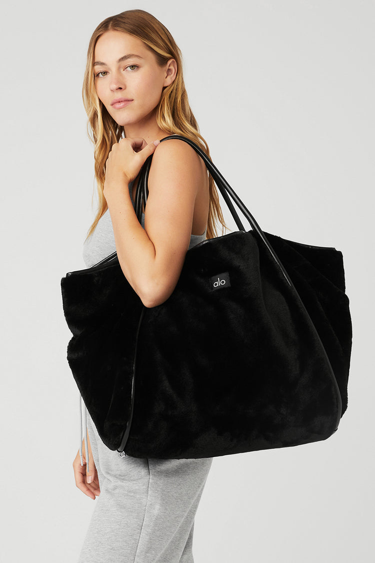 Faux Fur Tote Bag - Black | Alo Yoga
