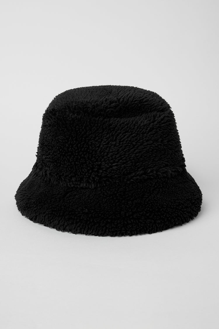 Foxy Sherpa Bucket Hat - Black | Alo Yoga
