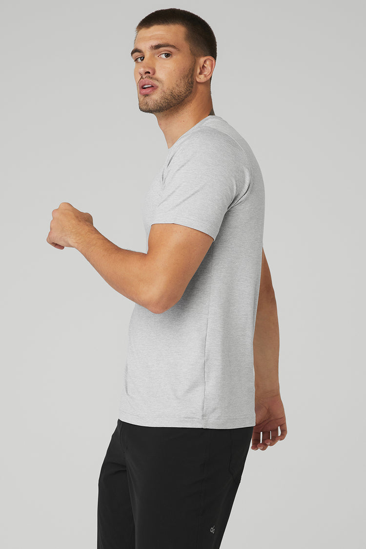 Buy Alo Conquer Performance T-shirt - Athletic Heather Grey At 19