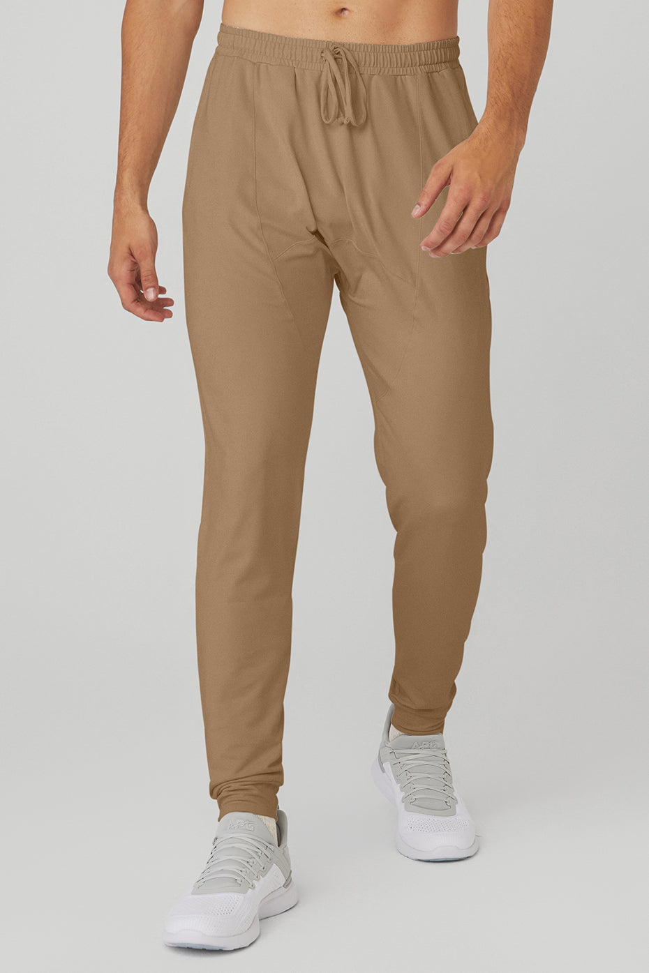 Accolade Sweatpant - Gravel  Bold jackets, Sweatpants, Alo yoga