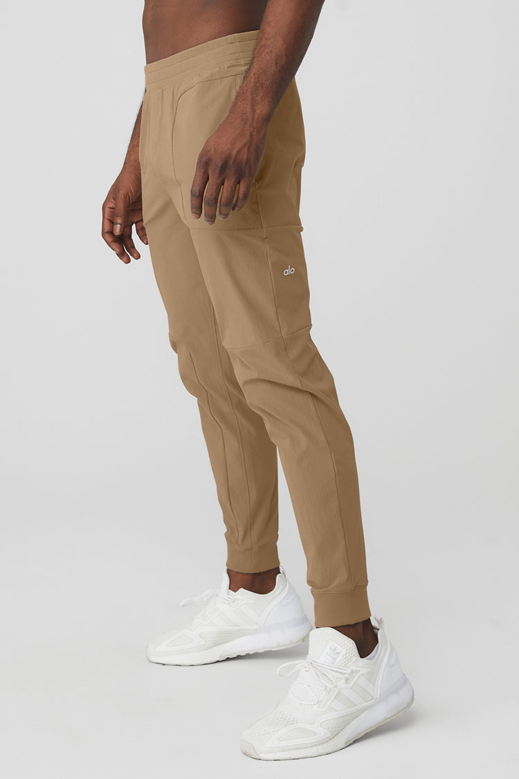 Accolade Straight Leg Sweatpant - Gravel