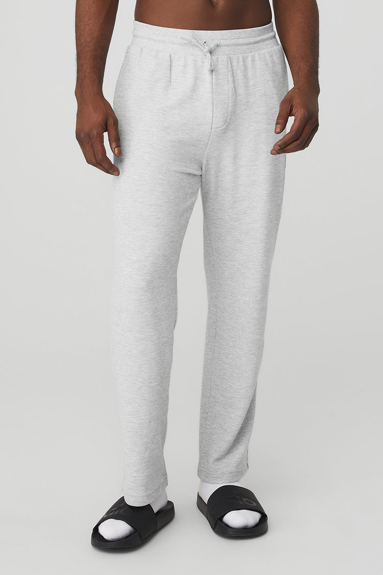alo Accolade Straight Leg Sweatpant in Athletic Heather Grey