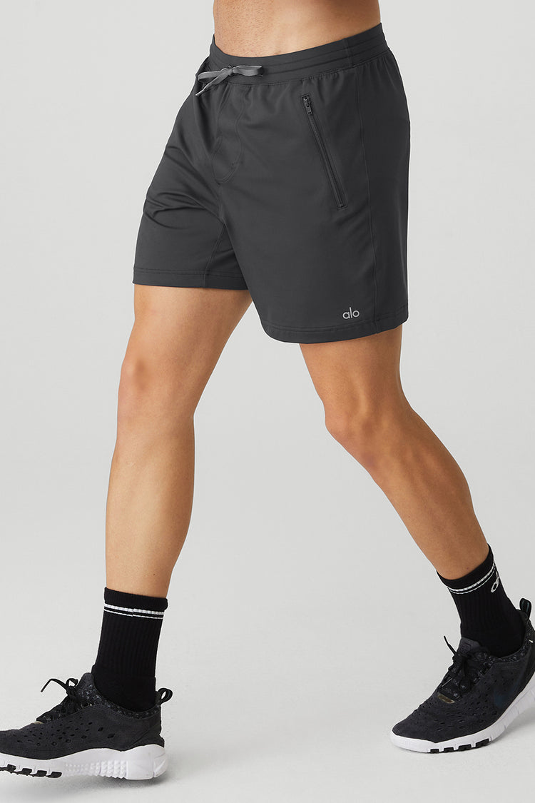 ALO Yoga Men's *Conquer React Performance” Short 7” Inseam (M