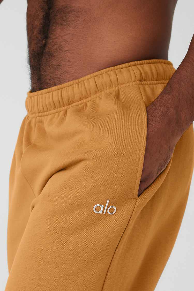 Accolade Straight Leg Sweatpant Brown  Alo Yoga Mens Sweatpants » BRACHET  PLM