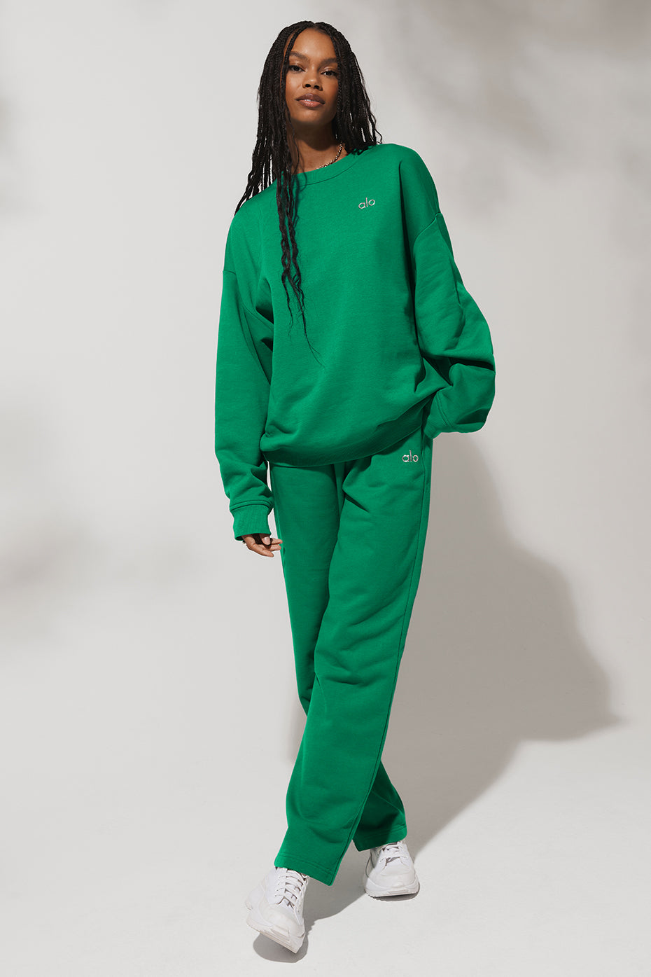 Buy Alo Accolade Straight Leg Sweatpants - Green Emerald At 25% Off