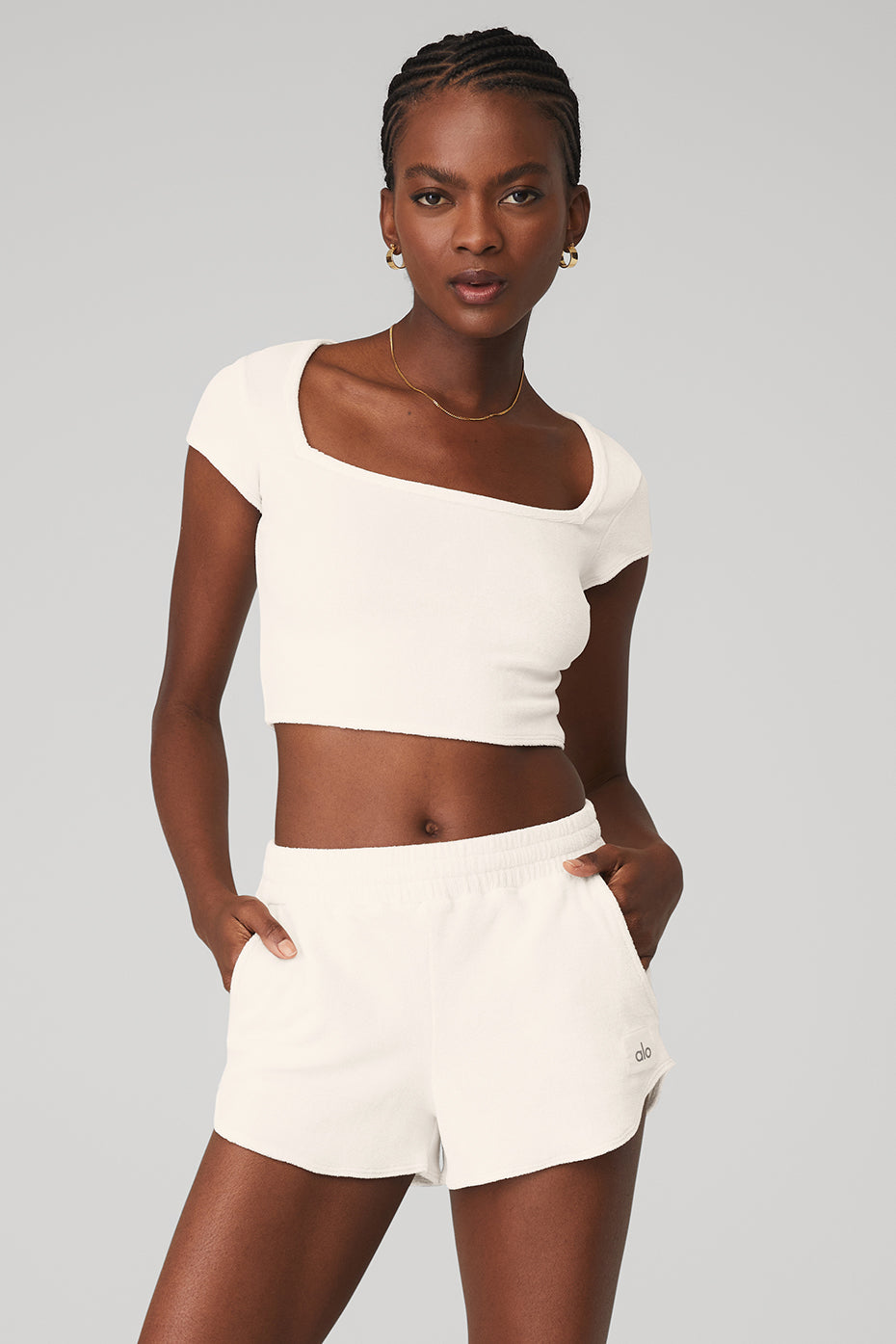 Alo Yoga Gather Long Sleeve Rib Crop Top In Beige