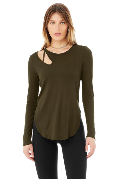 Alo Yoga Ribbed Peak Long Sleeve - Dark Olive. 3