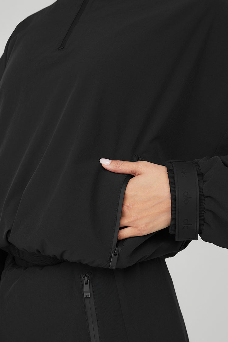Alo Yoga  Cropped Elevation Coverup Jacket in Black, Size: XS