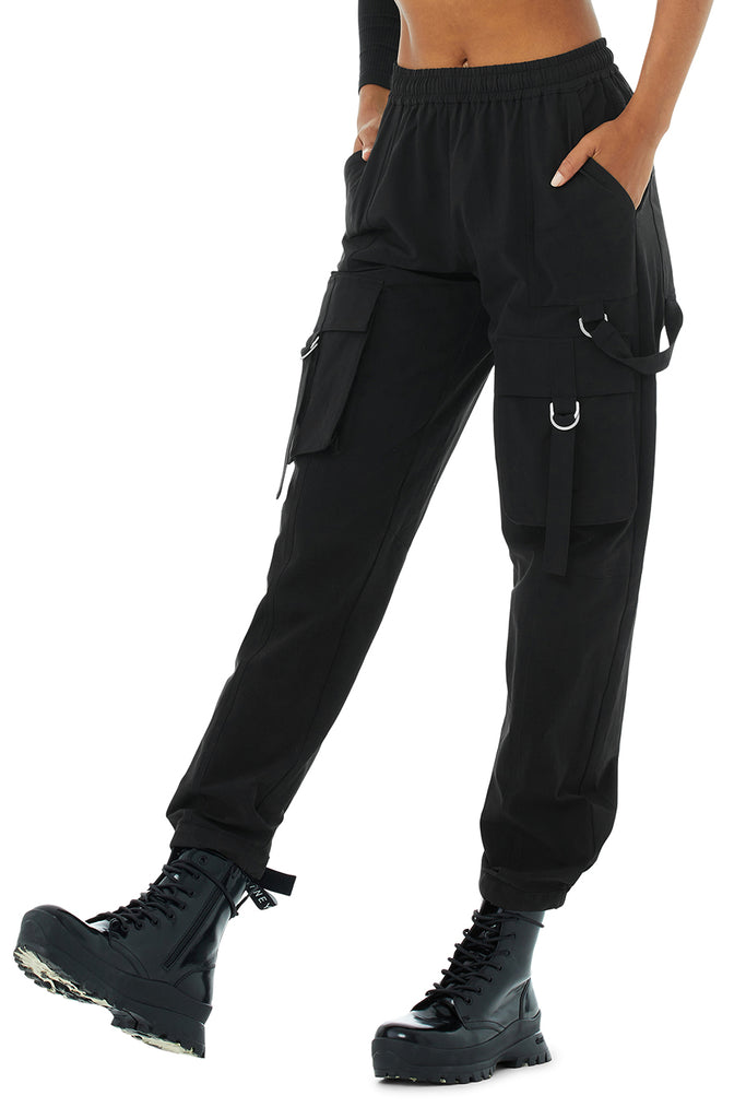 High-Waist City Wise Cargo Pant - Black | Alo Yoga