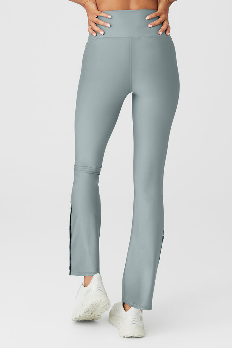 S) ALO YOGA AIRLIFT LEGGING IN ANTHRACITE GREY, Women's Fashion, Activewear  on Carousell