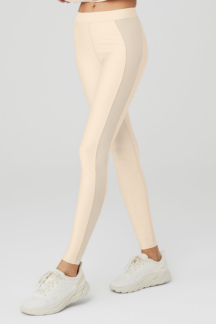 V-waist Leggings - Light beige - Ladies