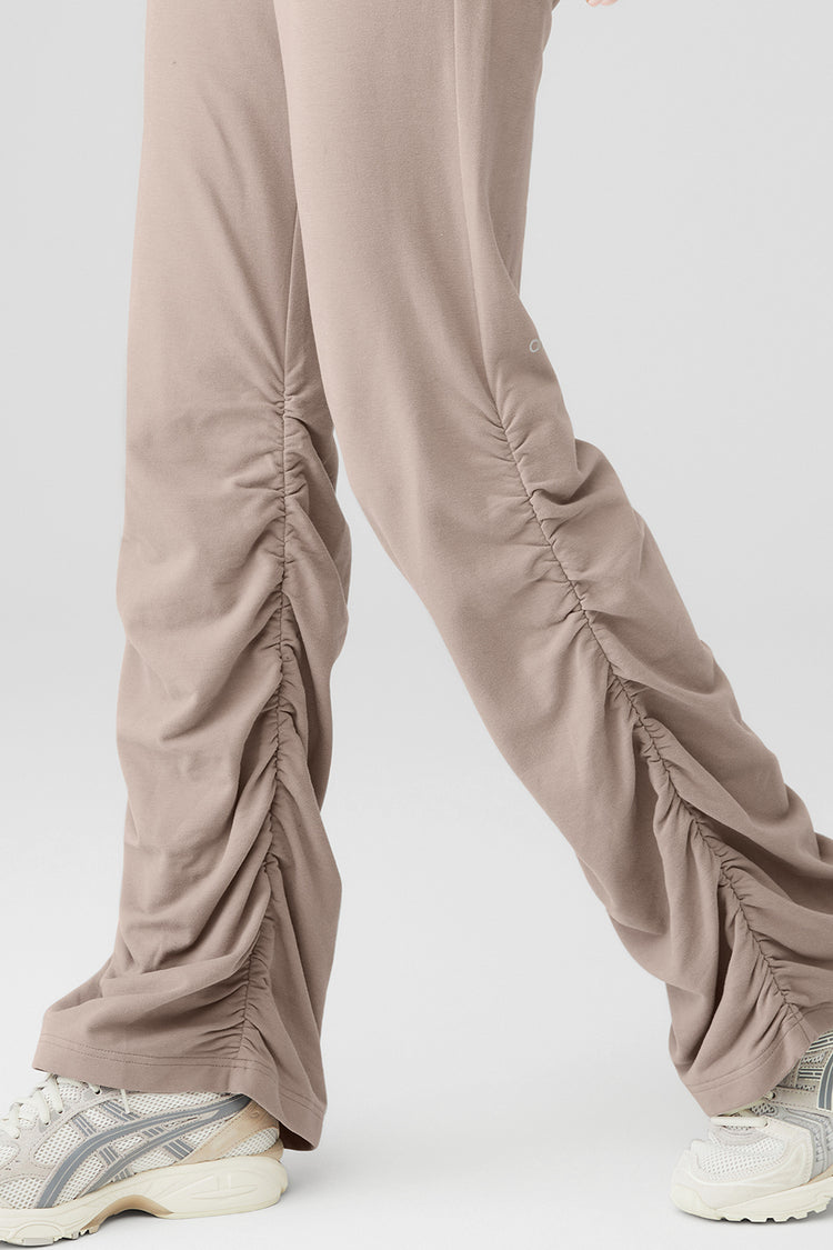 Ruched Movement Legging- Taupe Brown