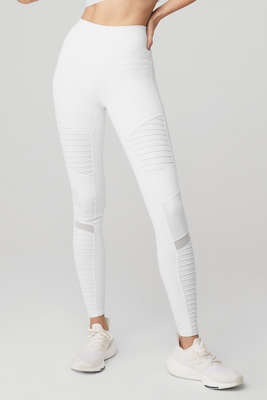 Alo Yoga All Yoga White Camo Leggings Size M - $35 (72% Off Retail) - From  Claire