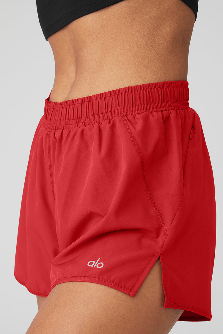 Stride Short - Classic Red | Alo Yoga