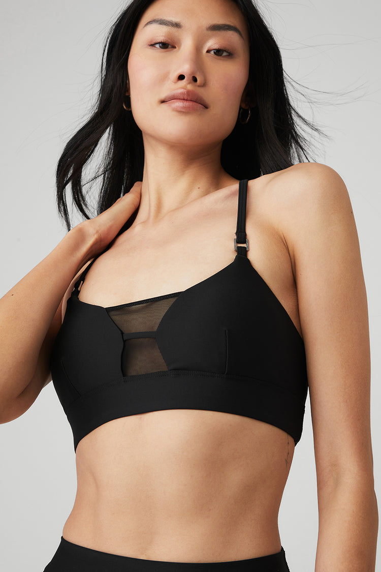Alo Yoga on X: MESH MOVES- New elevated, airy details ace the to