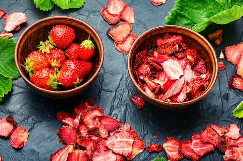 https://cdn.shopify.com/s/files/1/2185/7175/files/fruit-strawberry-chips-2021-09-03-09-42-55-utc_1_480x480.jpg?v=1687821370