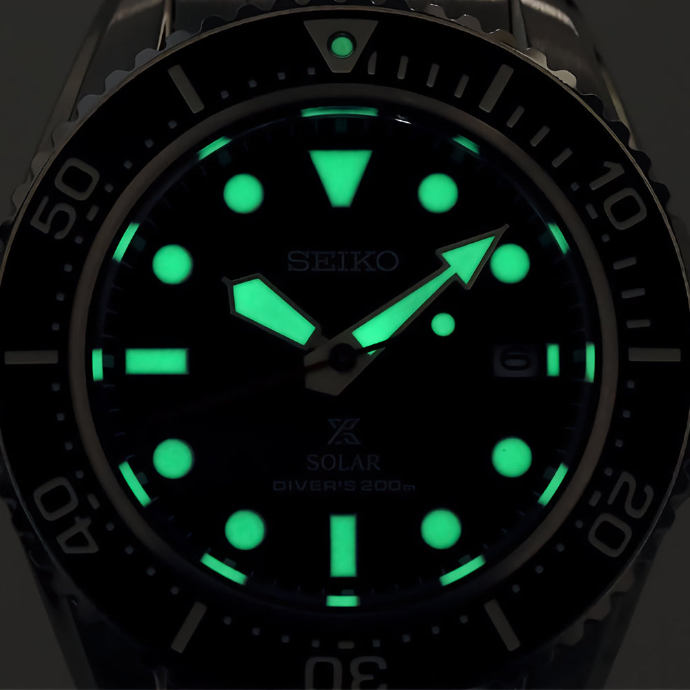 Seiko Prospex Diver's 200m Solar Mens Watch SNE589P1 | Watch it